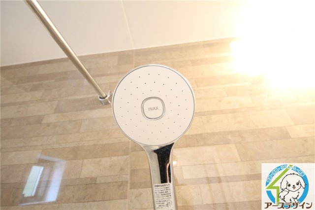 明石市大久保町八木の中古一戸建の浴室|きれいなお風呂です