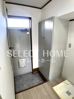 【玄関】 | 柴田ハイツB | シンプルで使いやすい玄関です