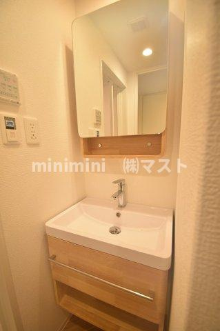 ラシーヌ瓦屋町の洗面所