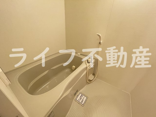 Y・M Court NAGATA Cの浴室|ゆったり過ごせるお風呂です