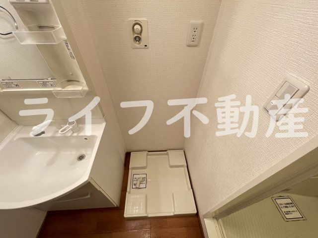 Y・M Court NAGATA Cの洗面所|使いやすい洗面所です