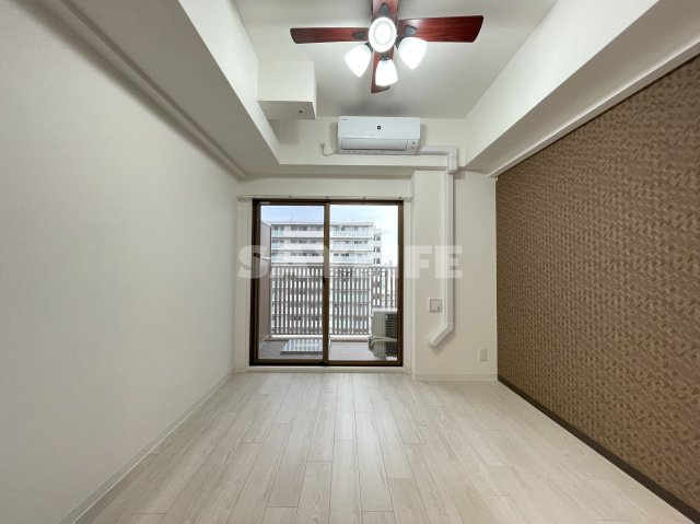 Luxe布施北Ⅲの居間・リビング