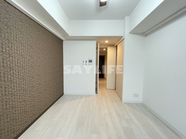 Luxe布施北Ⅲの洋室