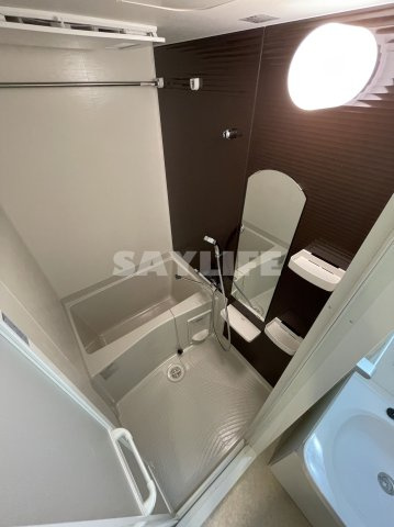 Luxe布施北Ⅲの浴室