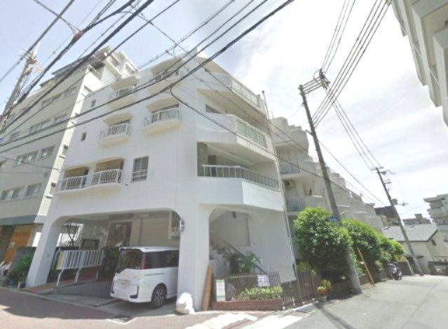 マンション指月の外観