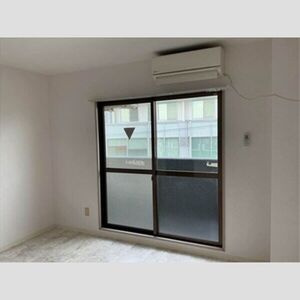 ラッフル春日井の玄関