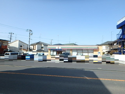 セブン－イレブン 横浜和泉町三ツ俣店まで220ｍ