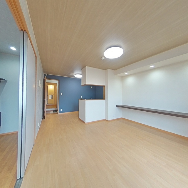瑞穂市横屋のアパートの居間・リビング