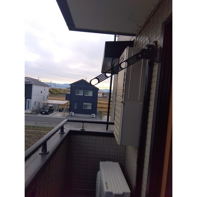 瑞穂市横屋のアパートのバルコニー