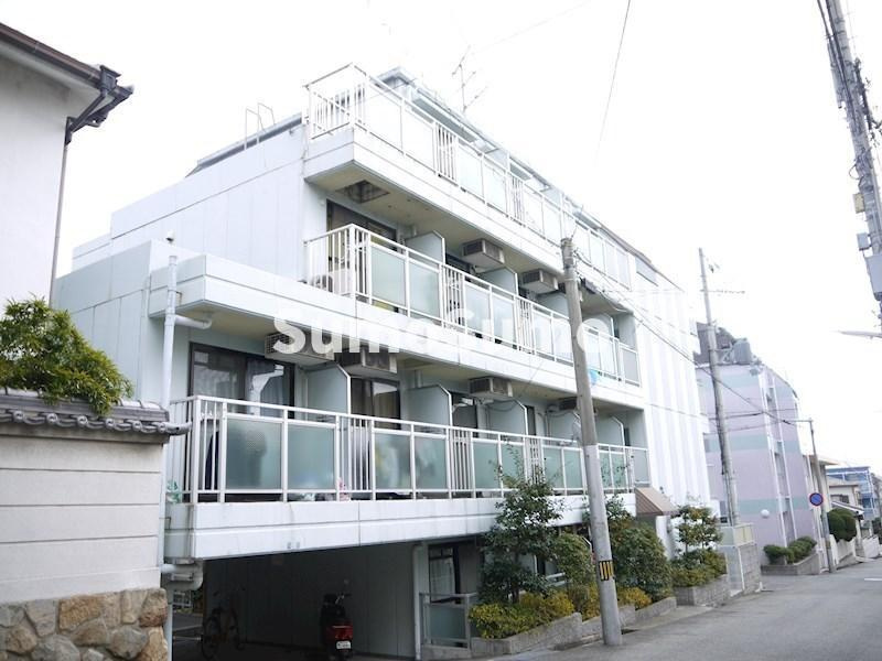 神戸市灘区楠丘町６丁目のアパートの外観