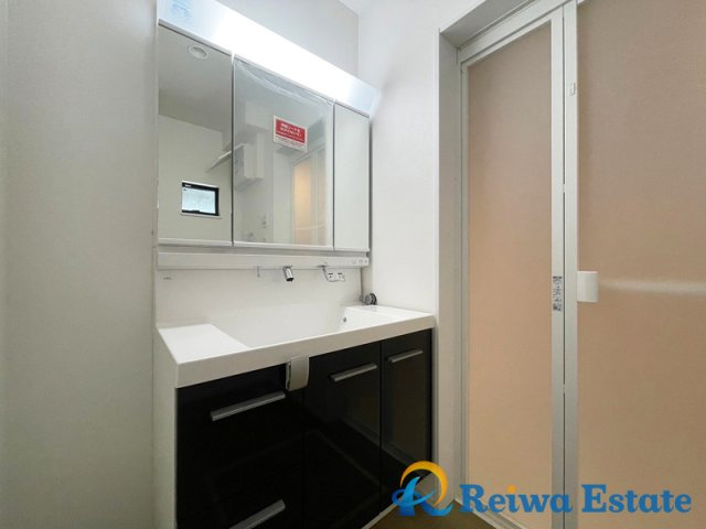 新築戸建　茅ヶ崎市出口町の独立洗面台