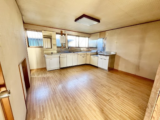 売中古戸建　掛川市大池の居間・リビング|ゆったりとした空間です。