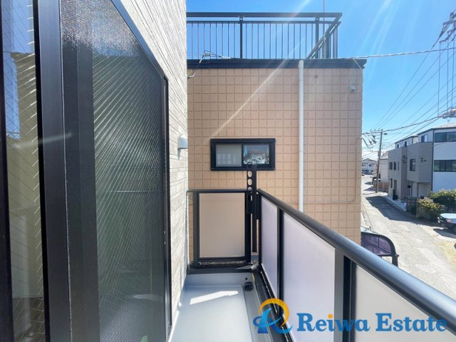 新築戸建　茅ヶ崎市浜竹1丁目　全3棟のバルコニー