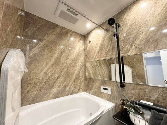 ライオンズステージ麻布の浴室