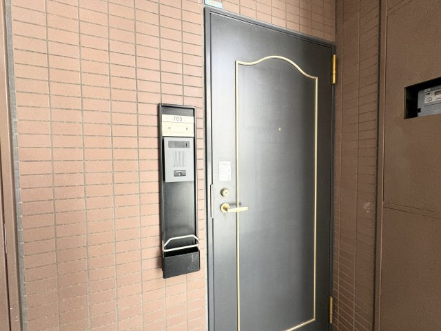 ライオンズステージ麻布の玄関