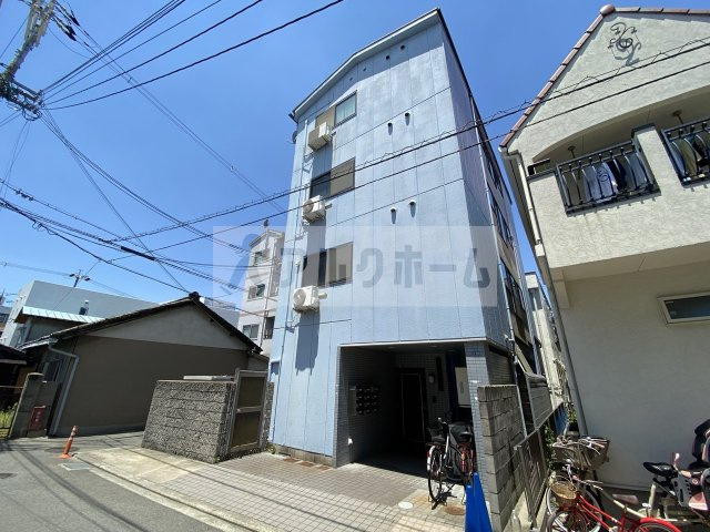サンビレッジ柏原の外観