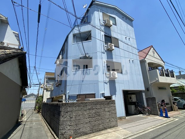 サンビレッジ柏原の外観