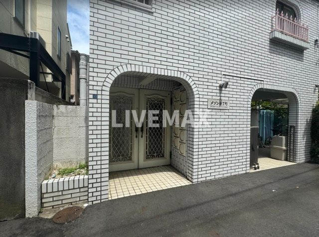 【エントランス】メゾン余丁町