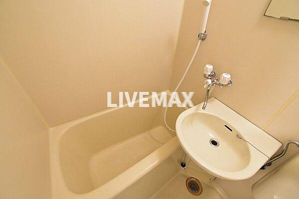 【浴室】メゾン余丁町
