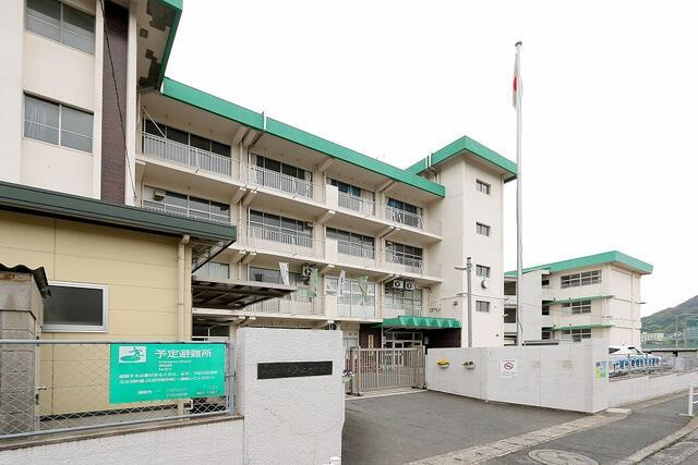 ｔｈｅ　ｐａｒｋ　門司区大里戸ノ上３丁目の周辺|戸ノ上中学校まで800m 