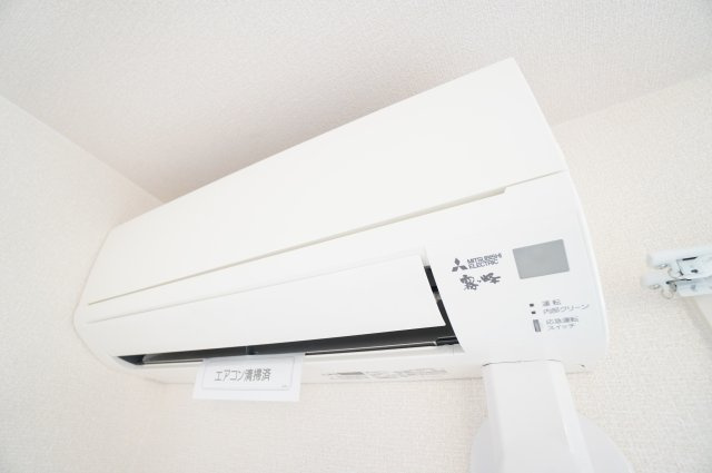 【設備】 | ヴァンベール | ※同物件・反転タイプの写真です。エアコン全室完備！
