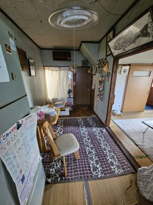 【居間・リビング】 | 鳥取市鹿野町鹿野中古戸建て