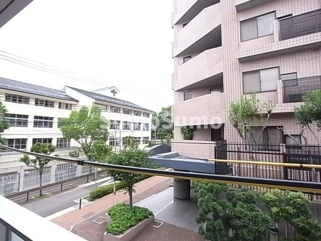 神戸市中央区山本通４丁目のアパートの展望