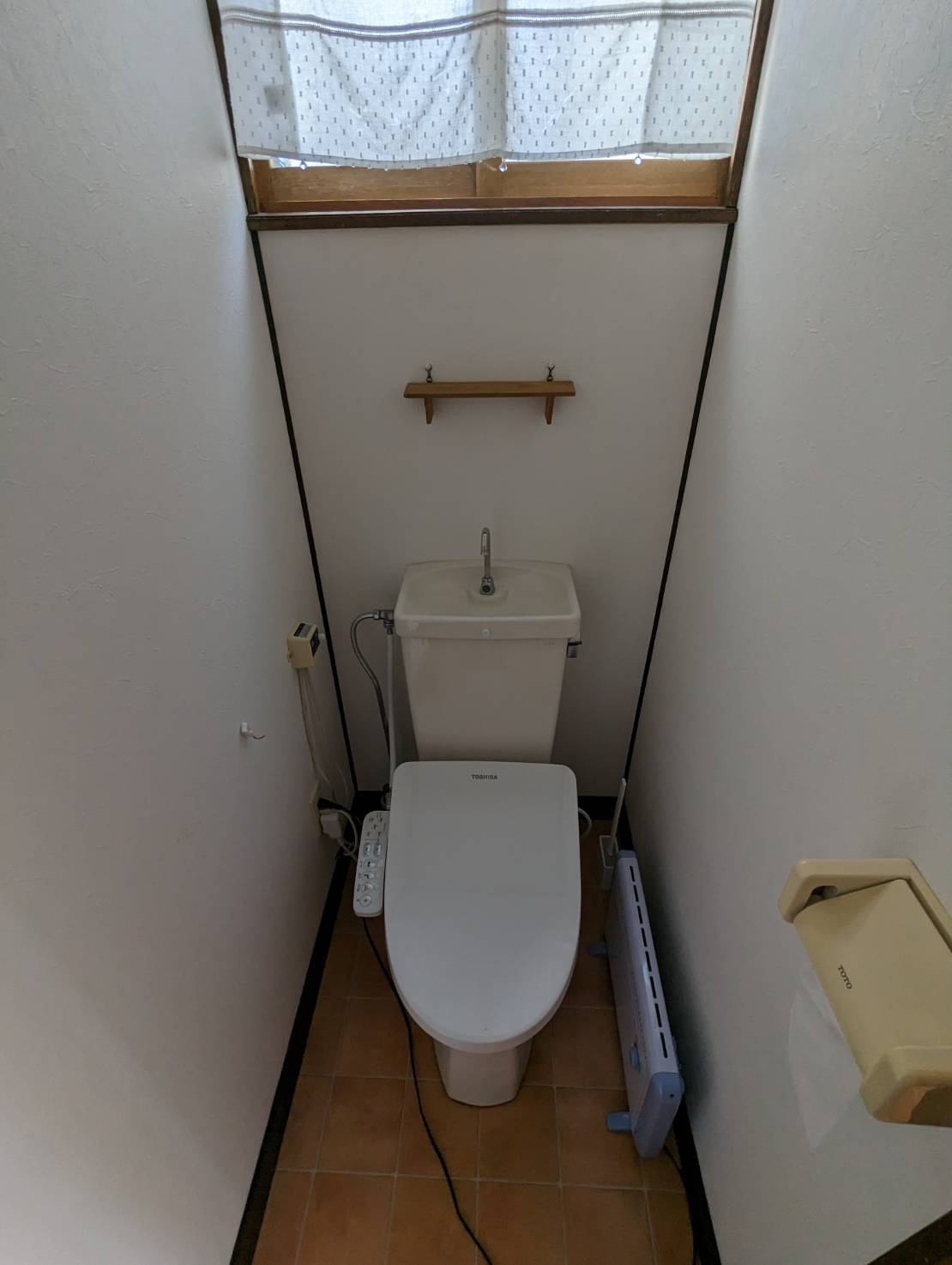 緑ヶ岡2-32借家のトイレ