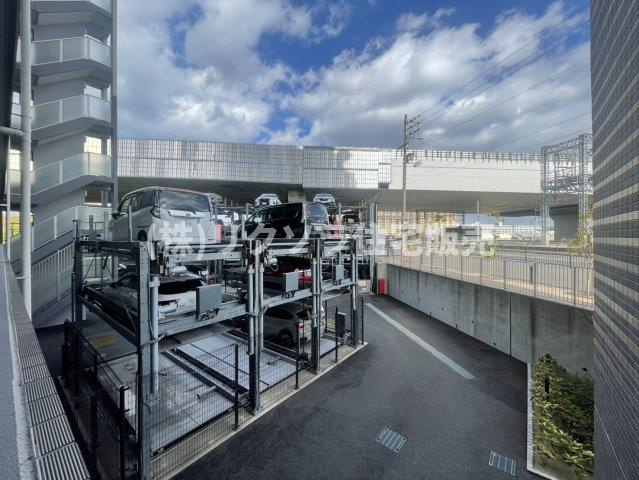 レジェイド樟葉の駐車場|■物件内覧・資金計画相談・住宅ローン相談、リフォーム相談、お問合せ受付中■
※当日・翌日のご内覧、ご相談はお電話でのお問合せがスムーズです！