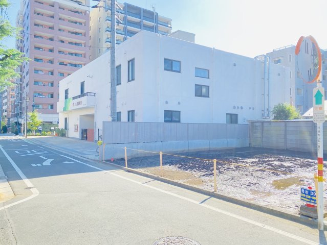 敷地面積３９坪　売地　川越市中原町1丁目の前面道路含む現地写真|北側 約4.5ｍ公道