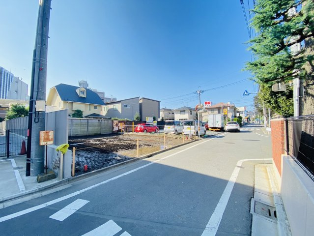 敷地面積３９坪　売地　川越市中原町1丁目の前面道路含む現地写真|北側 約4.5ｍ公道