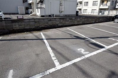 【駐車場】 | 猪井マンション