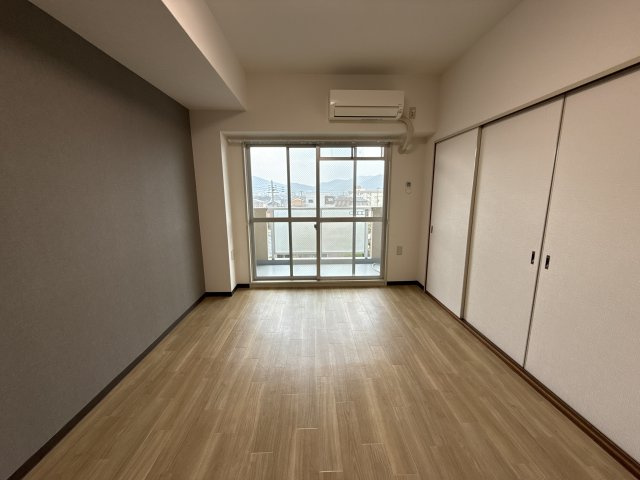 龍野中村コーポの居間・リビング