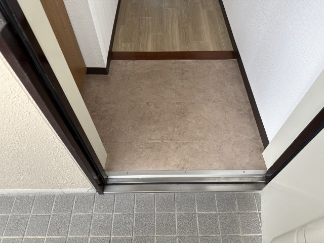 龍野中村コーポの玄関