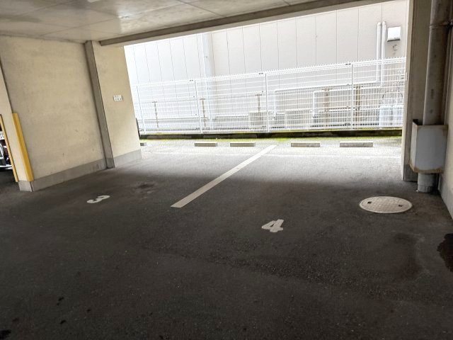 龍野中村コーポの駐車場