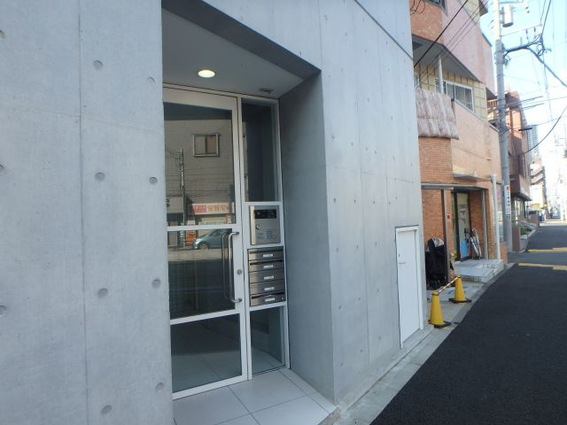 ネクサス元住吉のエントランス