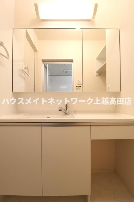 ソルフェージュの洗面所|洗髪洗面化粧台