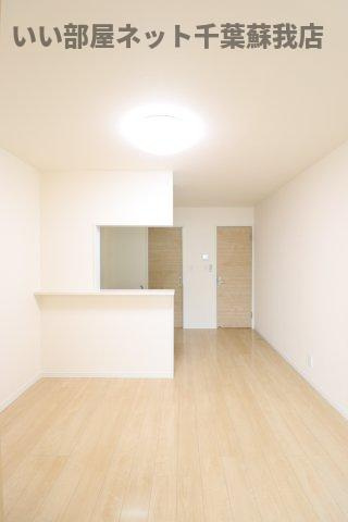 AJ蘇我Ⅱ の居間・リビング|使いやすい居間です