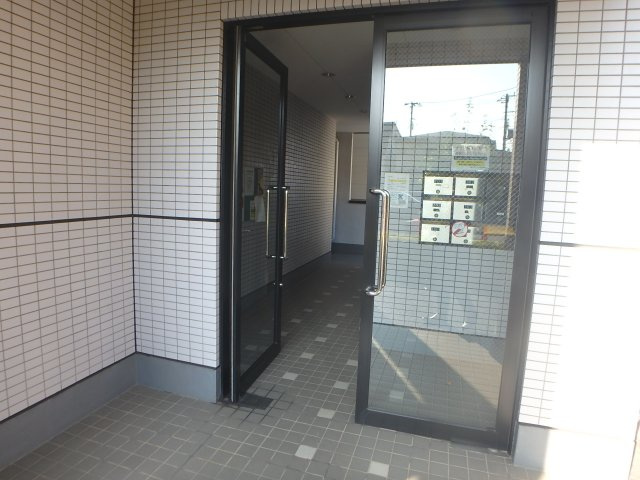 maisonエスポワール【メゾンエスポワール】のエントランス