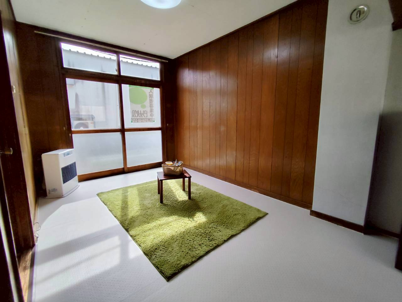 ヴィラ鳥取の居間・リビング