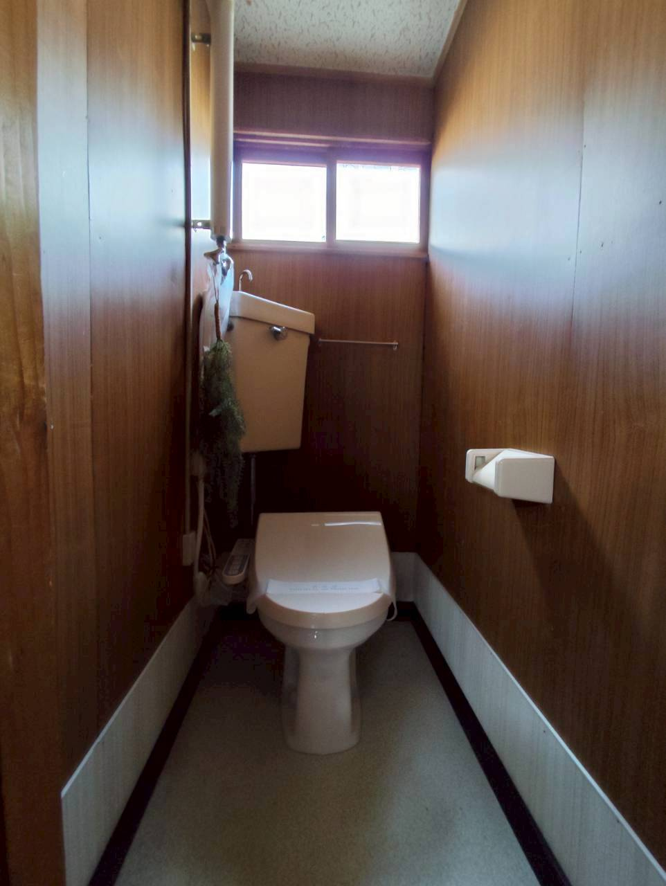 釧路市鳥取大通８丁目のアパートのトイレ