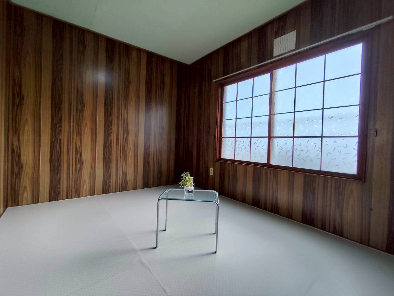 釧路市鳥取大通８丁目のアパート