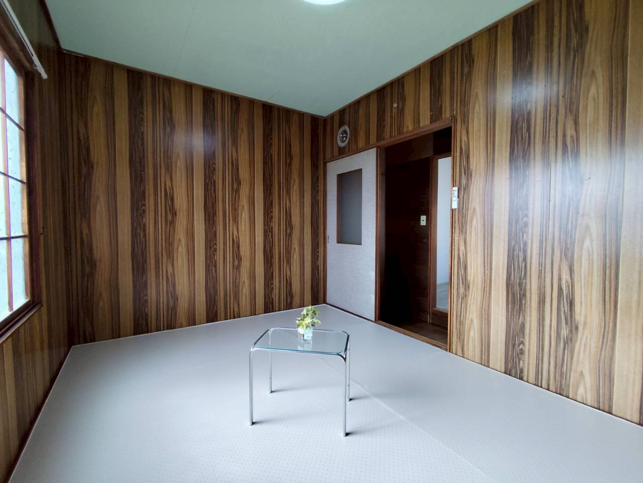 釧路市鳥取大通８丁目のアパート