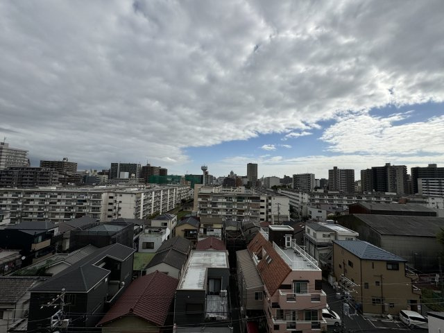 パシフィックコンフィート大島の展望|目の前に高い建物がなく、開放的な眺望で陽当り・通風ともに良好です