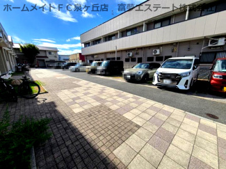 【駐車場】