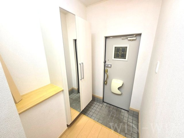 メゾン りら Bの玄関
