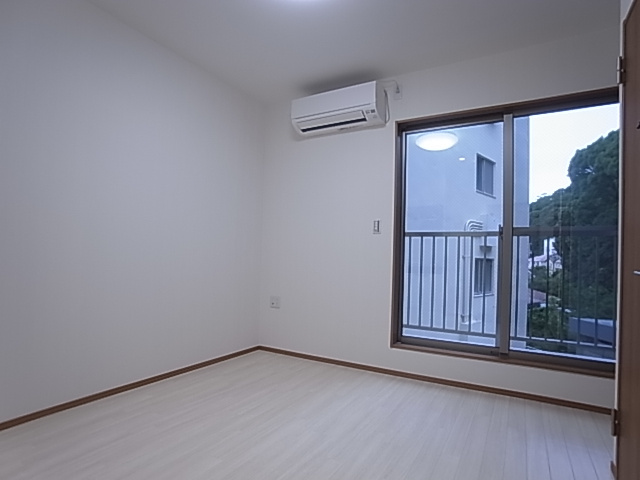 神戸市中央区北野町４丁目の賃貸マンションの内装|洋室