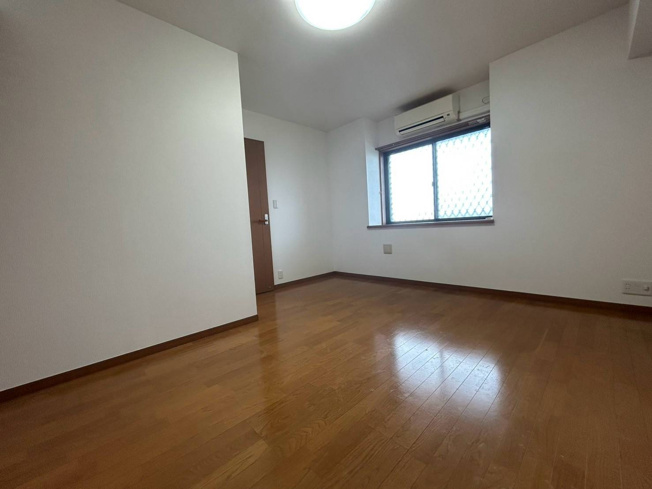 【居間・リビング】 | ルミエールガーデンⅠ番館