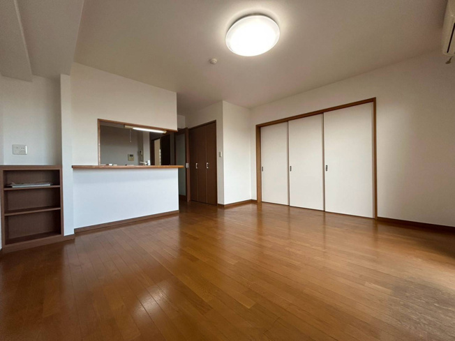 【居間・リビング】 | ルミエールガーデンⅠ番館