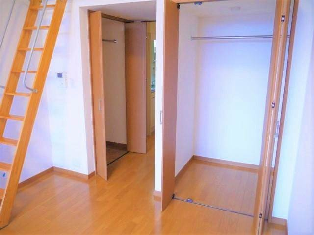 ルミエールガーデンⅠ番館の収納